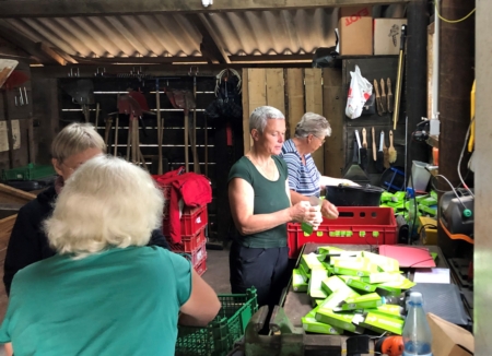 Futterschateln packen